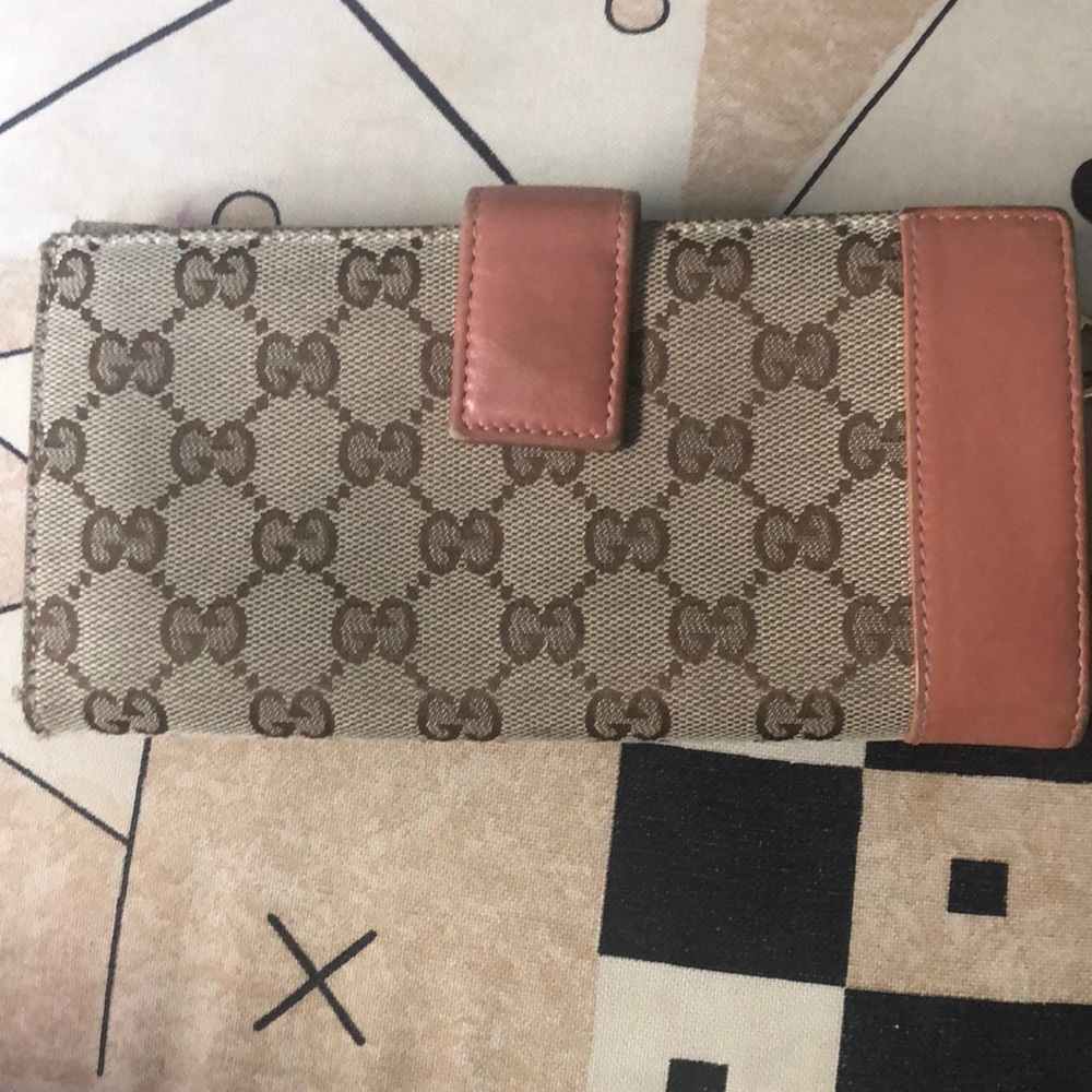 Gucci Wallet - Picture 3 of 10